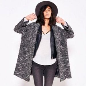 UNIF x Urban Outfitters Cozy Boucle Tweed Chunky Knit  Shacket Coat Small